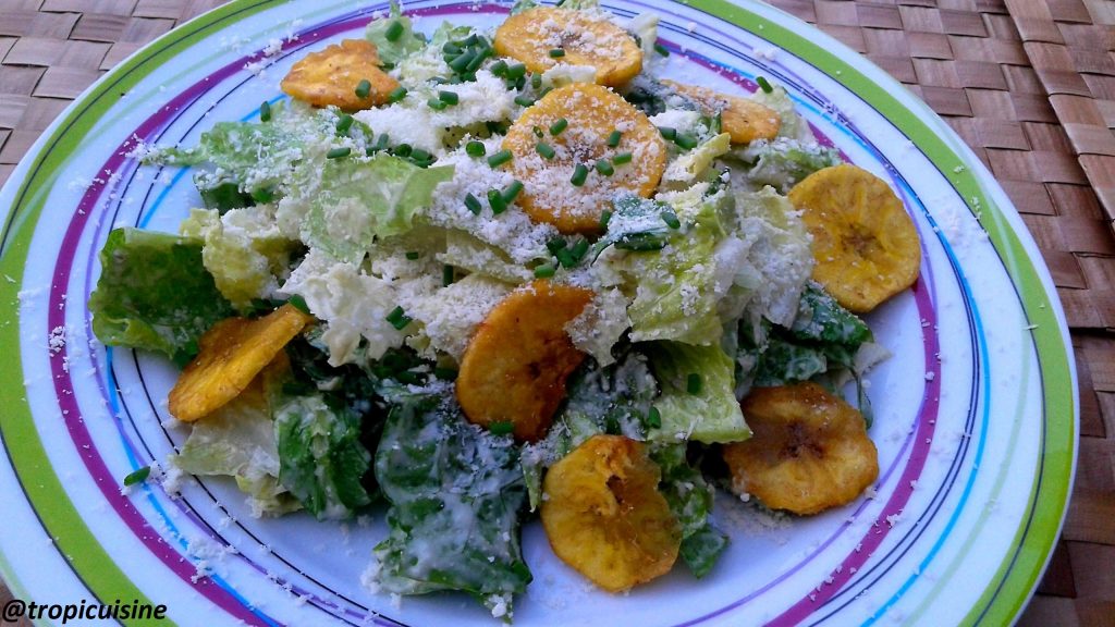 César salade, chips de banane plantain cours de cuisine grenoble